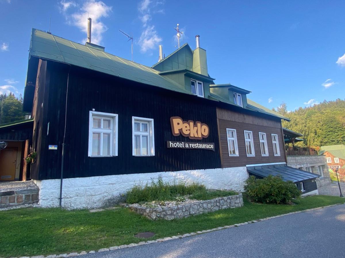 Hotel Peklo Pro Rodiny S Detmi 约瑟夫杜尔 外观 照片